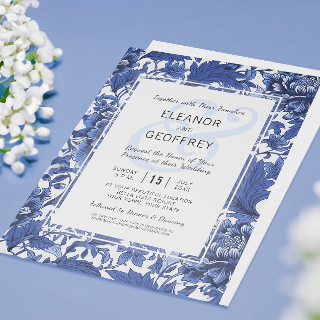 Invitación Chintz floral de casamiento blanco y azul (Subido por el creador)