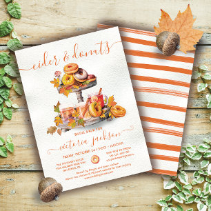 Invitación Cider y donuts ducha de novias en la bandeja inter
