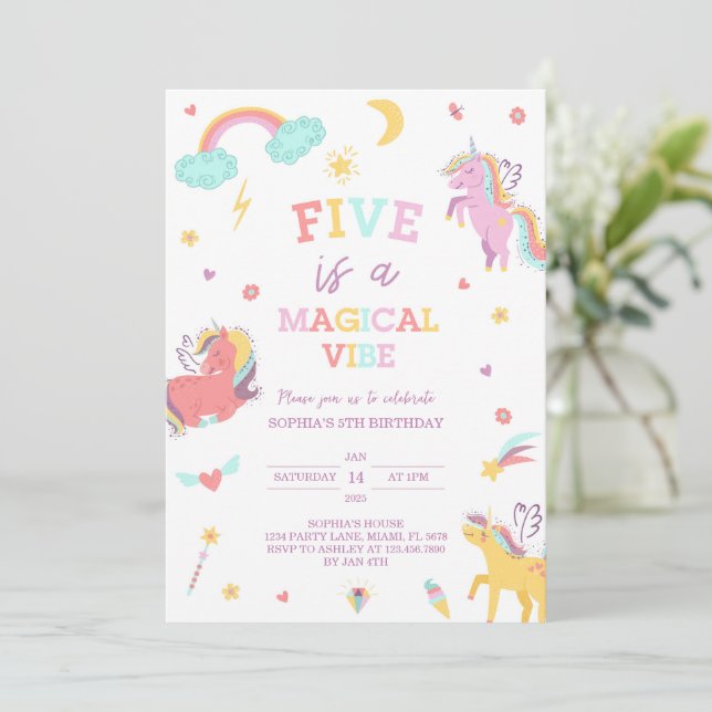 Invitación Cinco es un cumpleaños mágico de la unicornio (Anverso de pie)