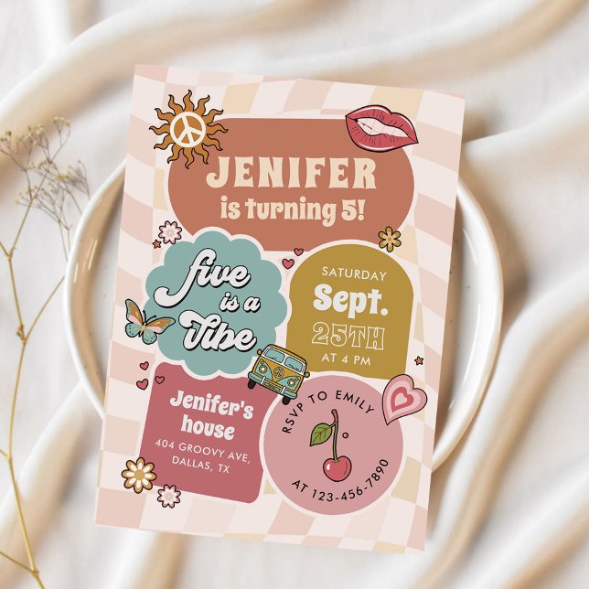 Invitación Cinco es un Vibe Groovy Retro Daisy Quinto Cumplea (Subido por el creador)