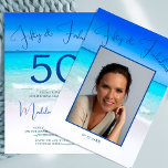 Invitación Cincuenta y fabulosa foto de playa Cumpleaños<br><div class="desc">Una atractiva escena de playa es el telón de fondo de esta invitación de cumpleaños de los Fiestas de Fifty and Fabulous Beach. Una imagen está en el reverso de la invitación. El azul del océano y el cielo son los colores principales. Toda la información y la imagen se reemplazan...</div>