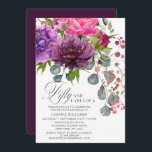 Invitación Cincuenta y Fabuloso Elegante Floral 50 cumpleaños<br><div class="desc">El Cincuenta y Fabulous Elegant Floral 50th Birthday Invitation incluye un elegante ramo de flores acuáticas de color rosa,  violeta y borgoña con vegetación. Simplemente agrega tu texto personalizado para tus invitaciones de cincuenta años. Personalizado editando el texto en los cuadros de texto proporcionados. Diseñado por ©Evco Studio www.zazzle.com/store/evcostudio</div>