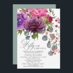 Invitación Cincuenta y Fabuloso Elegante Floral 50 cumpleaños<br><div class="desc">El Cincuenta y Fabulous Elegant Floral 50th Birthday Invitation incluye un elegante ramo de flores acuáticas de color rosa,  violeta y borgoña con vegetación. Simplemente agrega tu texto personalizado para tus invitaciones de cincuenta años. Personalizado editando el texto en los cuadros de texto proporcionados. Diseñado por ©Evco Studio www.zazzle.com/store/evcostudio</div>
