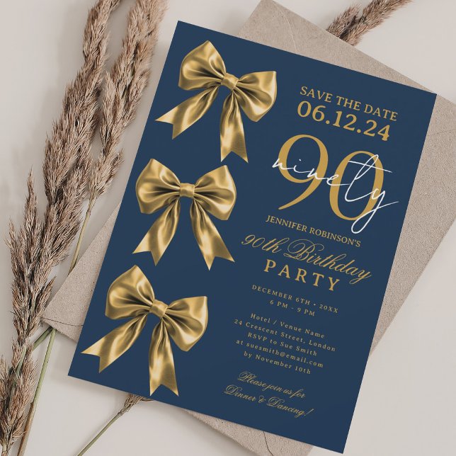 Invitación Cinta Coqueta Dorada Guardar Fecha Cumpleaños 90 N (Gold Coquette Bow Save Date 90th Birthday Navy Blu Invitation)