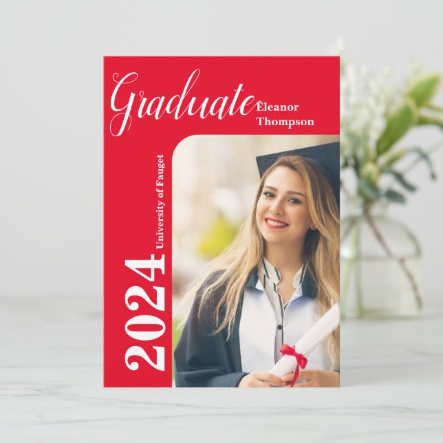 Invitación Clase de 2024 Grad: Foto moderna en blanco y negro (Anverso de pie)