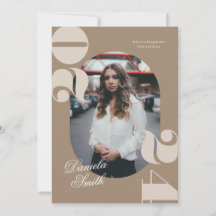 Clase de tipografía negrita moderna de 2024 Gradua