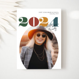 Invitación Clase Retro Oval moderna de 2024 Graduación fotogr