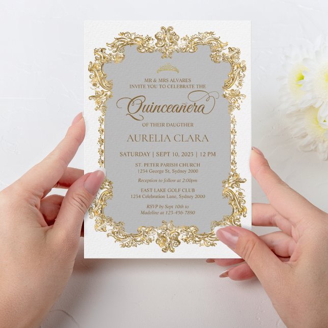 Invitación Clásica Elegante Marfil Blanco Oro Tiara Quinceane (Subido por el creador)