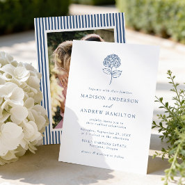 Invitación Clásica Foto de Boda con Hortensias Azules de la M