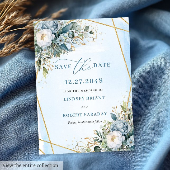 Invitación Clásico Azul Polvo Blanco Dorado Floral Salvar La  (Classic Dusty Blue White Gold Flowers Save The Date)