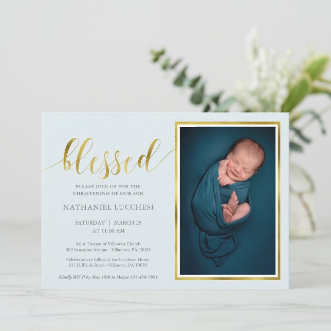 Invitación Clásico Blue Gold Blessing Boy Photo Christening (Anverso de pie)