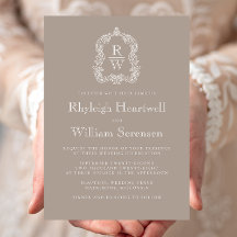 Clásico Crest Monograma Taupe Boda