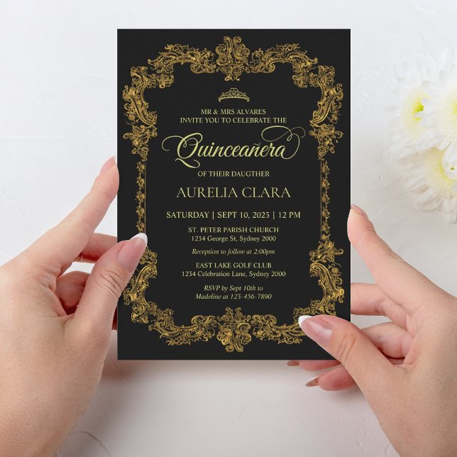 Invitación Clásico elegante Oro Negro Tiara Quinceanera (Subido por el creador)