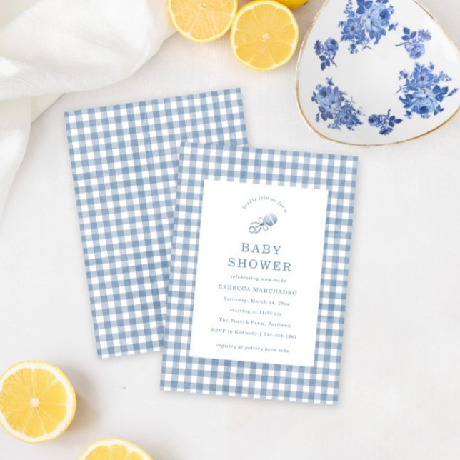 Invitación Classic Baby Boy Blue Rattle Gingham Baby Shower (Subido por el creador)