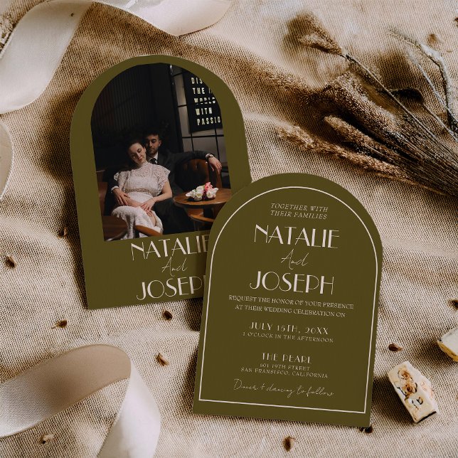 Invitación Classy Grassland Old Money Arched Photo Wedding (Subido por el creador)