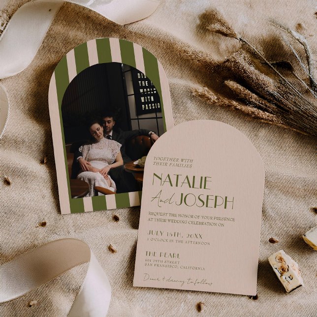 Invitación Classy Olive Green Old Money Arched Photo Wedding (Subido por el creador)