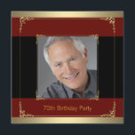 Invitación Classy Red, Black and Gold 70th Birthday Party<br><div class="desc">Hermosa foto roja, negra y dorada de 70 cumpleaños, plantilla de invitación a la fiesta. Esta elegante y elegante invitación a la fiesta de cumpleaños roja, negra y dorada se personaliza fácilmente para tu evento simplemente eligiendo el botón "Personalizar it!" para empezar a añadir los detalles del evento, estilo de...</div>