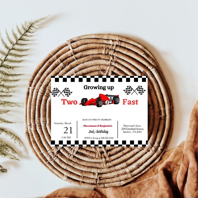 Invitación coches de Carreras bithday gemelos creciendo dos r (Subido por el creador)
