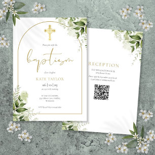 Invitación Código QR de bautizo floral de arco dorado elegant