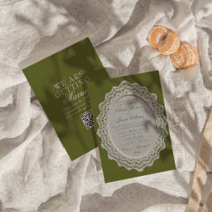 Invitación Código QR de encaje vintage en verde oliva para bo
