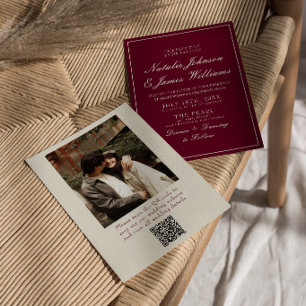 Invitación Código QR de foto de boda de Burgundy clásico dine