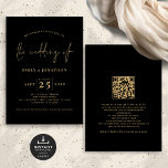 Invitación Código QR de guión minimalista Boda de oro negro<br><div class="desc">Boda de oro negro con código QR de escritura minimalista. Disponible digitalmente e impreso. Clásica elegancia en negro y oro con este diseño de texto. El Boda de está en un guión elegante, y el resto de las palabras que puede personalizar fácilmente. En la parte posterior, agregue un código QR...</div>