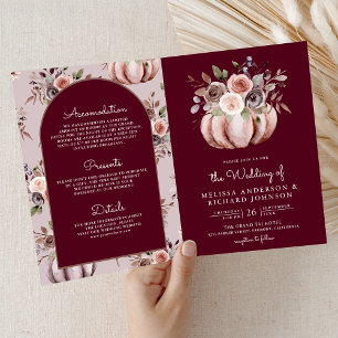 Invitación Código QR Floral de Calabaza Neutral Burgundy Boda