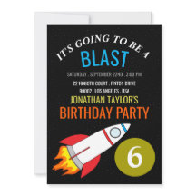 Cohetes espaciales al cumpleaños de los niños de l