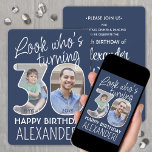 Invitación Colores de bricolaje ・ Ver quién es la foto de la<br><div class="desc">¡Mira quién cumple 30 años! Invitar a la familia y amigos a una elegante celebración de cumpleaños número 30 para él o ella con invitaciones a fiestas de personalizado 2. Las imágenes y la redacción de esta plantilla son fáciles de personalizar. Los colores azul marino y blanco para el fondo,...</div>