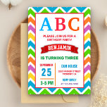 Invitación Colorido ABC Kids Alphabet Birthday Party<br><div class="desc">Sorprenda a sus huéspedes con esta encantadora invitación a la fiesta de cumpleaños con el tema del alfabeto,  que incluye una tipografía vibrante contra un borde de patrón de chevron. Simplemente agregue los detalles de su evento en esta plantilla fácil de usar para convertirla en una invitación única.</div>