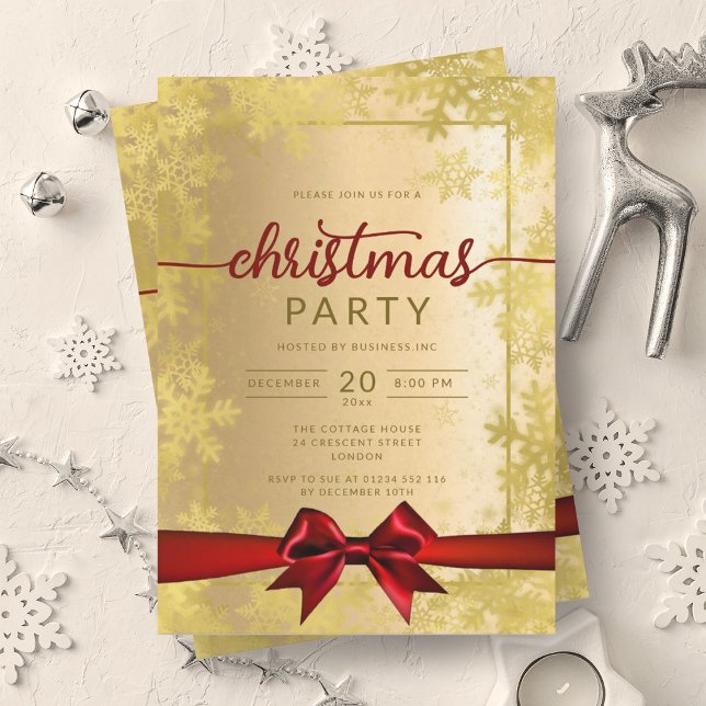 Invitación Compañía de copos de nieve de oro Navidades de la  (Gold Snowflakes Company Christmas Red Ribbon Invitation)