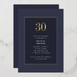 Invitación Con Relieve Metalizado 30.º Cumpleaños Minimal Elegante Marco dorado oscu<br><div class="desc">30 Aniversario Elegante minimal Oscuro Morado Gris Gris Dorado Relieve metalizado Invitación a fiesta de cumpleaños</div>