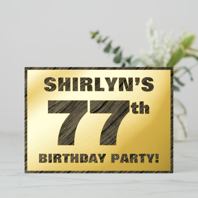 Invitación Con Relieve Metalizado 77.ª Fiesta de Cumpleaños — Negrita, Falsa Madera  (Anverso de pie)