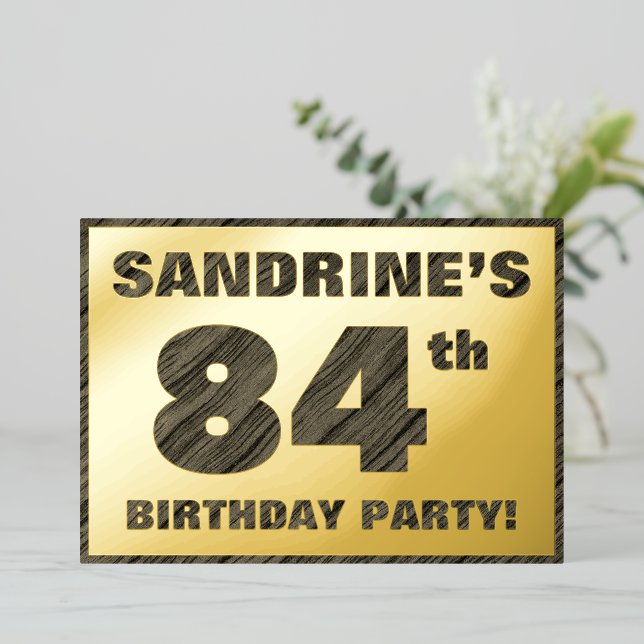 Invitación Con Relieve Metalizado 84ª Fiesta de Cumpleaños — Negrita, Faux Wood Grai (Anverso de pie)