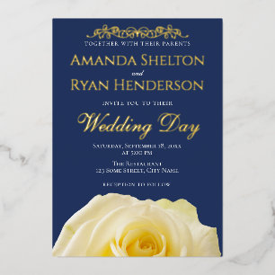 Invitación Con Relieve Metalizado Adorno de Rosa Elegante Azul Marino Boda Dorado