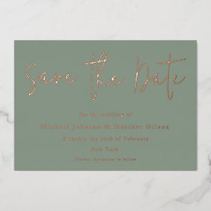 Invitación Con Relieve Metalizado Ahorro de fecha de boda en verde salvia y oro rosa