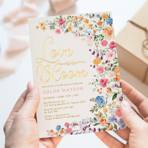 Invitación Con Relieve Metalizado Amor en Flor Pradera de Flores Silvestres Desayuno