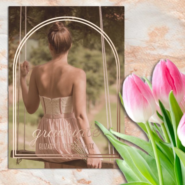 Invitación Con Relieve Metalizado Arch Frame Graduation Announcement (Subido por el creador)