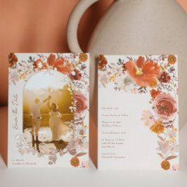 Invitación Con Relieve Metalizado Arco de boda floral de terracota Foto guardar la f