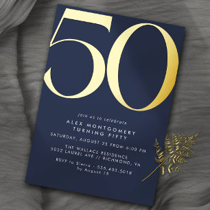 Invitación Con Relieve Metalizado Azul Marino y Dorado Cumpleaños 50 Simple Modern
