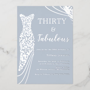 Invitación Con Relieve Metalizado Azul Polvoriento y Clásico Elegante Cumpleaños 30