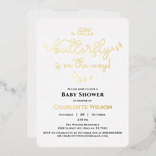 Invitación Con Relieve Metalizado Baby Shower de caligrafía moderna de mariposa míni (Sobre)