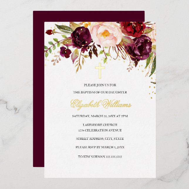 Invitación Con Relieve Metalizado Baptismo de la Cruz Floral de Oro Rojo de Borgoña (Anverso/Reverso)
