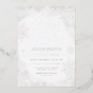 Invitación Con Relieve Metalizado Bebé de plata está frío afuera Shower de bebé