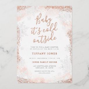 Invitación Con Relieve Metalizado Bebé, hace frío afuera Copo de nieve rosa Baby sho