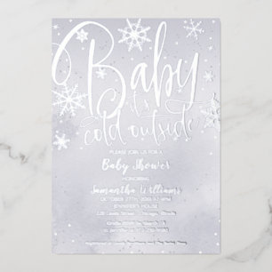 Invitación Con Relieve Metalizado Bebé, hace frío fuera del Baby Shower Gray Foi