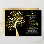 Invitación Con Relieve Metalizado Black Bat Mitzvah Tree of Life Script Real Gold<br><div class="desc">¡Estén orgullosos, regocijaos y exhiban este hito de su Bat Mitzvah favorito! Este gráfico árbol de Relieve metalizado oro real de la vida con brillante Star of David y "hojas" de punto y un guión de caligrafía de Relieve metalizado oro real en un rico, sofisticado, de fondo negro, es la...</div>