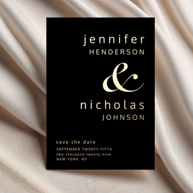 Invitación Con Relieve Metalizado Black Gold Ampersand Wedding Save The Date (Elegant Black Wedding Save The Date Gold Foil Invitation)