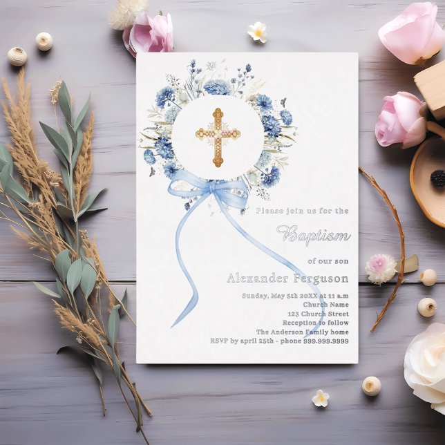 Invitación Con Relieve Metalizado Blue floral wreath cross bow boy baptism silver (Subido por el creador)