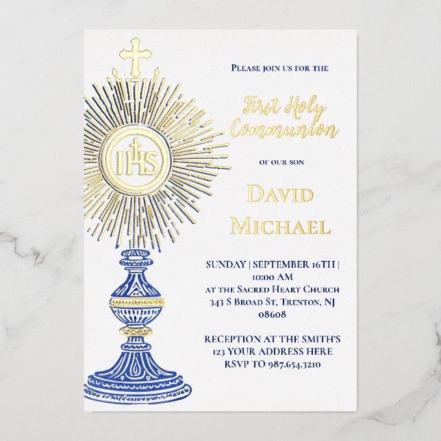 Invitación Con Relieve Metalizado blue monstrance design | First Holy Communion (Anverso)